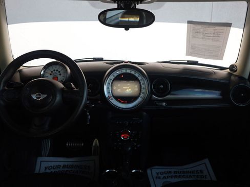 Used 2013 MINI Cooper Clubman S w/ Premium Pkg 2 FWD image 17