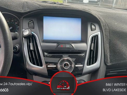 Used 2013 Ford Focus Titanium w/ Titanium Handling Pkg image 14