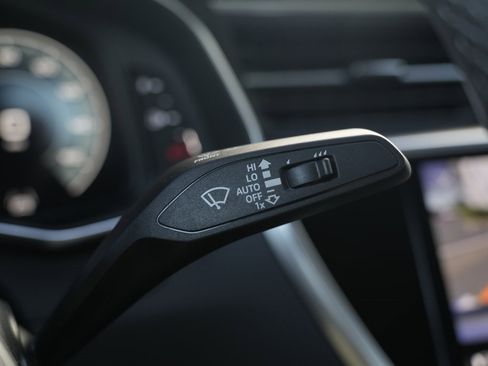 Used 2022 Audi A6 Premium Plus w/ Premium Plus Package image 57