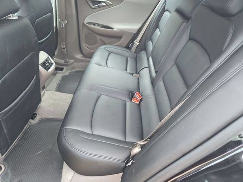 Used 2025 Chevrolet Malibu LT FWD image 23
