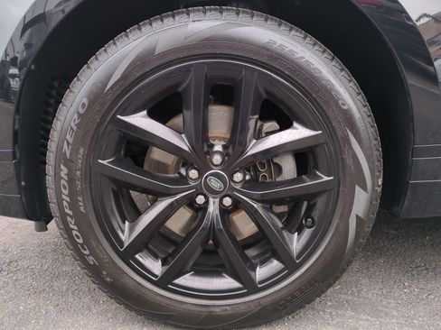 Used 2024 Land Rover Range Rover Velar Dynamic SE image 9