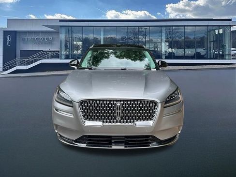 Used 2022 Lincoln Corsair Reserve w/ Equipment Group 201A FWD image 2