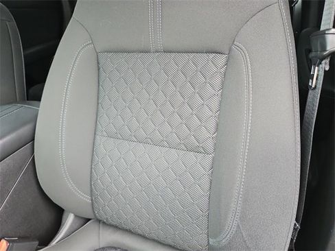 Used 2020 Chevrolet Blazer LT image 17