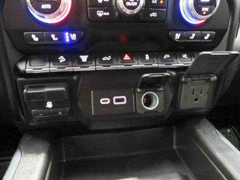 Used 2023 GMC Sierra 2500 AT4 w/ Gooseneck/5TH Wheel Package image 30