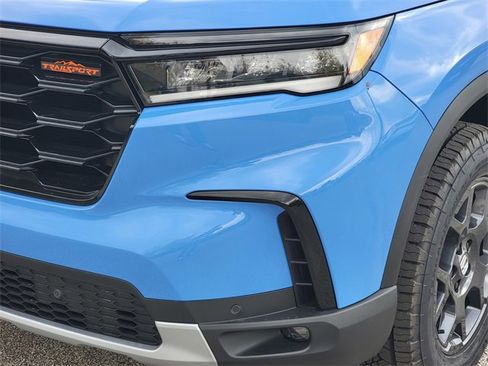 New 2025 Honda Pilot TrailSport image 10