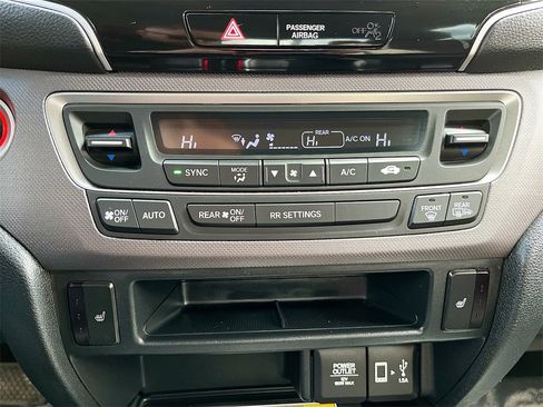 Used 2023 Honda Ridgeline RTL-E image 16