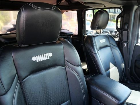 Used 2020 Jeep Wrangler Unlimited Sport S AWD/4WD image 19