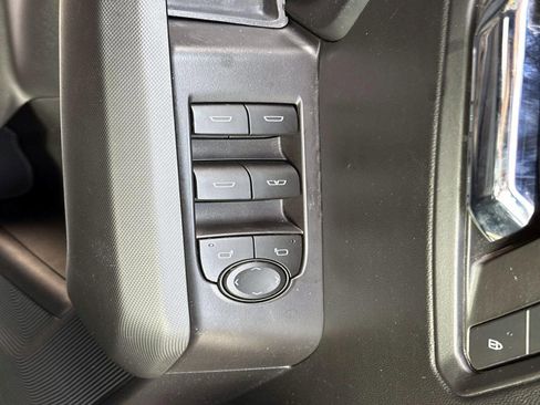 Used 2023 Chevrolet Colorado LT w/ LT Convenience Package II image 21