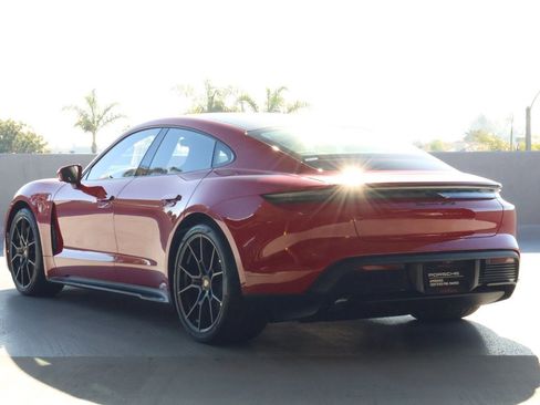 Certified 2024 Porsche Taycan GTS image 3