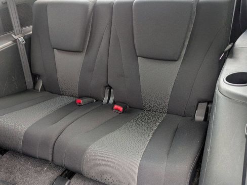 Used 2012 MAZDA MAZDA5 Sport image 23