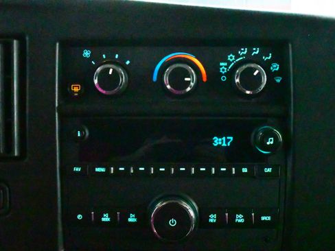 Used 2023 Chevrolet Express 3500 LS image 36