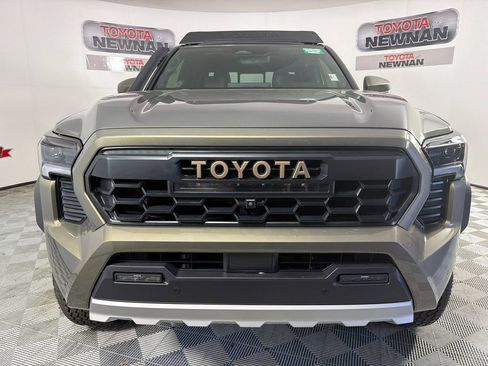 Used 2026 Toyota Tacoma 4x4 Double Cab Hybrid image 8