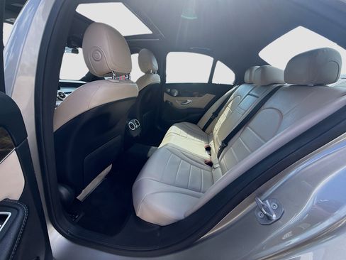 Used 2019 Mercedes-Benz C 300 Sedan image 23