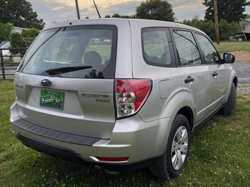 Used 2010 Subaru Forester 2.5X AWD/4WD image 8