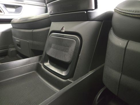 Used 2022 Rivian R1T Launch Edition image 31