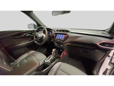 Used 2023 Chevrolet TrailBlazer RS w/ Convenience Package AWD/4WD image 18