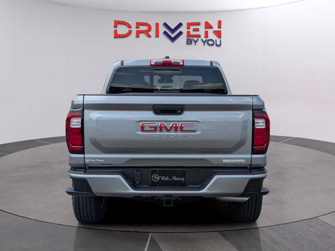 New 2026 GMC Canyon Elevation w/ Convenience Package image 4