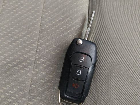 Used 2021 Ford EcoSport S AWD/4WD image 32