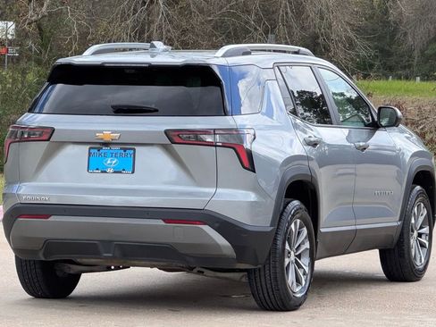 Used 2025 Chevrolet Equinox LT w/ Convenience Package II image 14