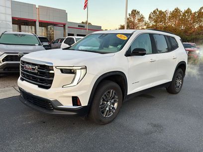 Used 2025 GMC Acadia Elevation