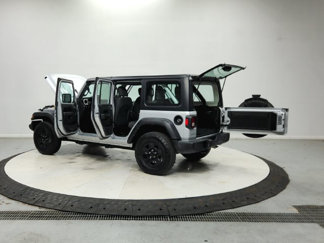 Used 2024 Jeep Wrangler Unlimited Sport AWD/4WD image 14