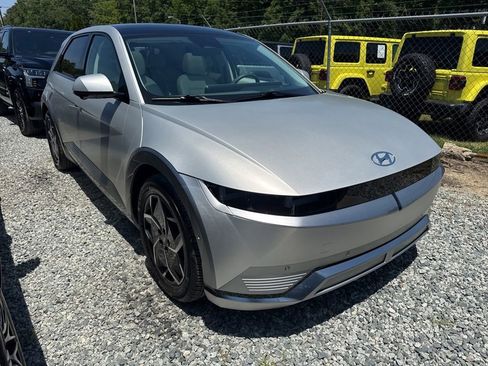 Used 2024 Hyundai Ioniq 5 Limited RWD image 2