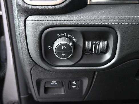 Used 2020 RAM 1500 Limited AWD/4WD image 24