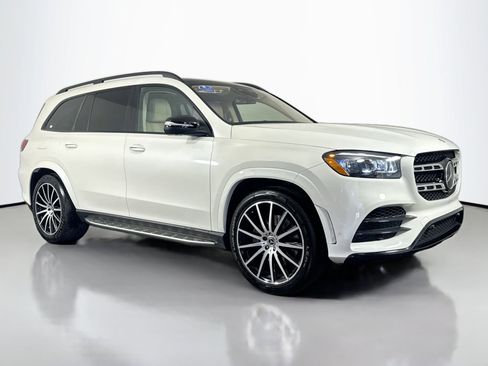 Used 2021 Mercedes-Benz GLS 580 4MATIC image 4