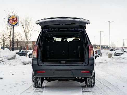 Used 2023 Chevrolet Tahoe RST image 10