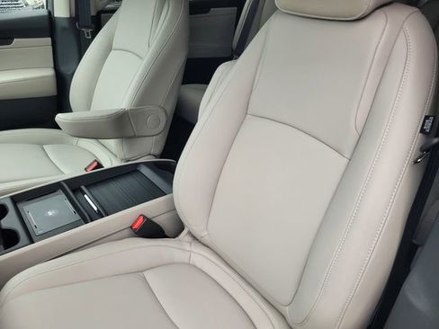 New 2026 Honda Odyssey EX-L image 8