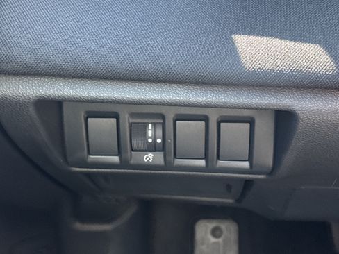 Certified 2025 Subaru Outback Premium AWD/4WD image 14