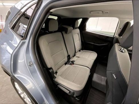 Used 2022 Ford Escape SE w/ Cold Weather Package AWD/4WD image 18