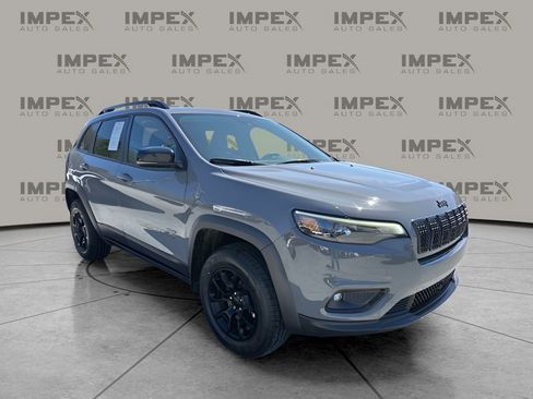 Used 2022 Jeep Cherokee Latitude w/ Sun & Sound Group image 7