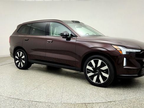 Used 2025 Volvo EX90 Ultra AWD/4WD image 3