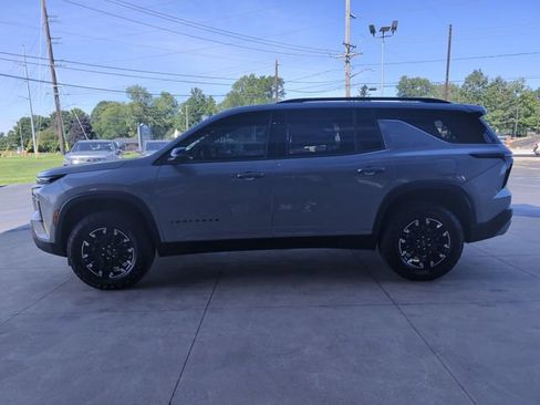 Used 2026 Chevrolet Traverse Z71 w/ LPO, Floor Liner Package AWD/4WD image 5