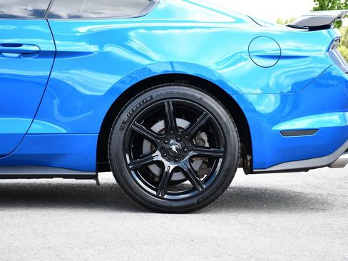 Used 2020 Ford Mustang GT Premium w/ Equipment Group 401A RWD image 11