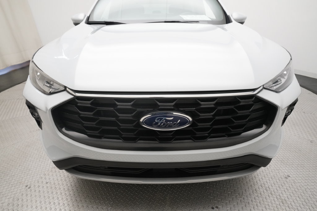Used 2025 Ford Escape ST-Line Select AWD/4WD image 22