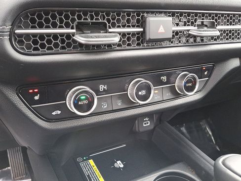 Certified 2024 Honda HR-V EX-L image 16