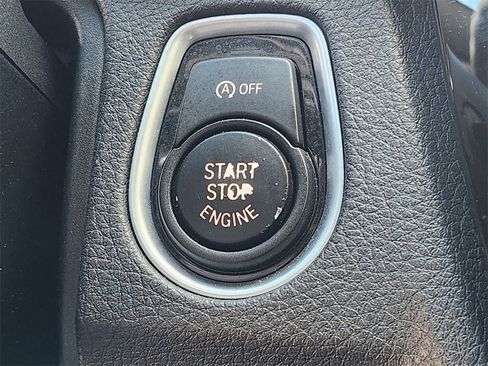 Used 2017 BMW 330i Sedan image 20