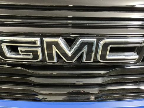 New 2026 GMC Terrain Elevation w/ Black Edition AWD/4WD image 8