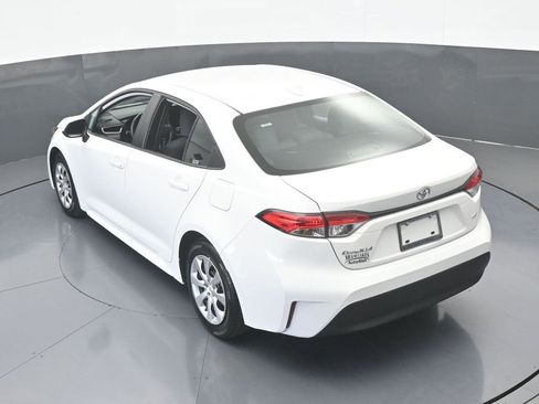 Used 2024 Toyota Corolla LE image 46