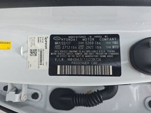 Used 2018 Genesis G80 3.8 RWD image 11