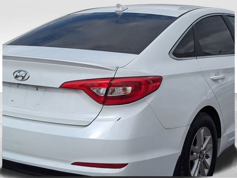 Used 2016 Hyundai Sonata SE image 7
