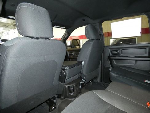Used 2025 RAM 2500 Tradesman AWD/4WD image 24