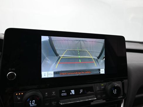 Used 2024 Toyota Grand Highlander AWD image 15