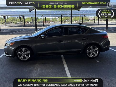 Used 2013 Acura ILX w/ Premium Package FWD image 4