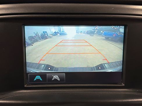 Used 2018 Chevrolet Silverado 1500 Custom w/ Custom Value Package AWD/4WD image 29