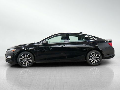 Used 2023 Chevrolet Malibu RS FWD image 2