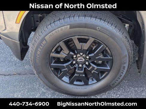 Certified 2023 Nissan Frontier SV w/ Midnight Edition Package AWD/4WD image 30