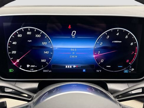 Used 2023 Mercedes-Benz GLC 300 image 33